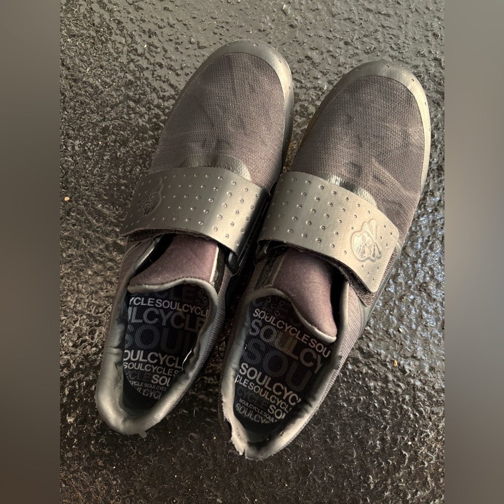 Soulcycle spin shoes